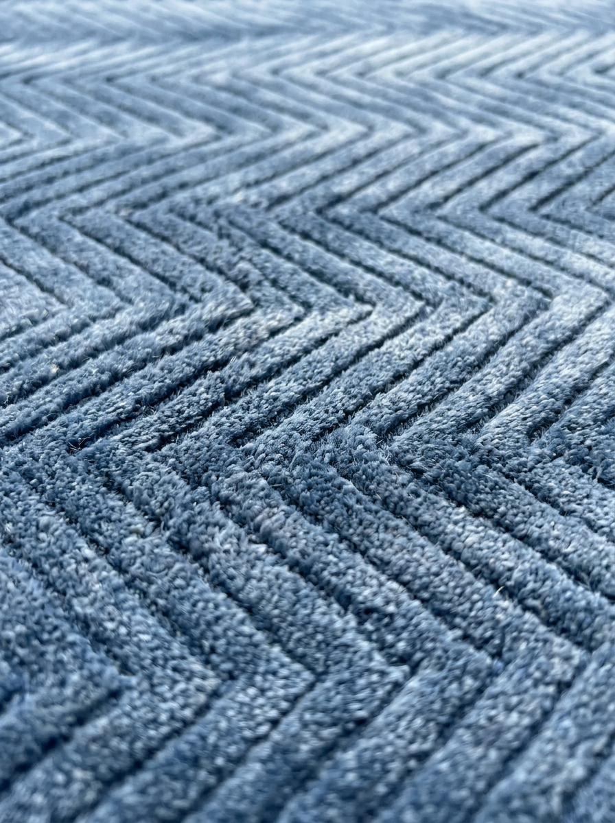 Hand Tufted Viscose + New Zealand Wool Rugs in Blue Color