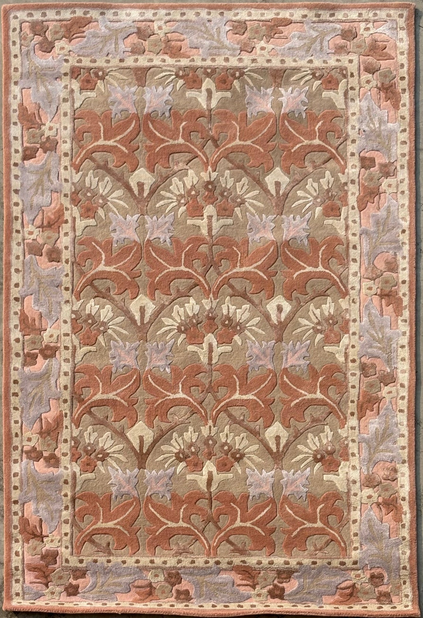 Gulaab — Hand-Tufted Beige & Pink Wool-Viscose Rug